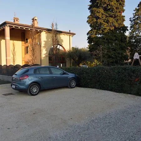 Verona Lago Di Garda 솜마캄파냐